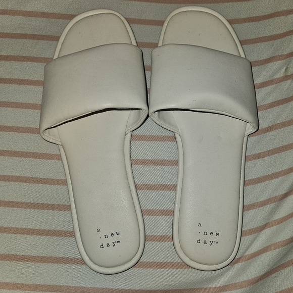 Womens Sandals - Picture 1 of 2